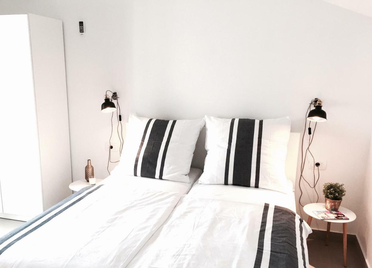 Apartmani Zivaljic Трогир Экстерьер фото